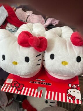 Hello Kitty Plush Indoor Slippers in White and Red
